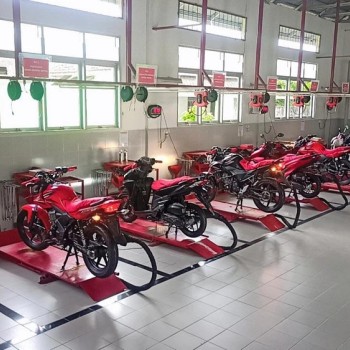 TEKNIK DAN BISNIS SEPEDA MOTOR